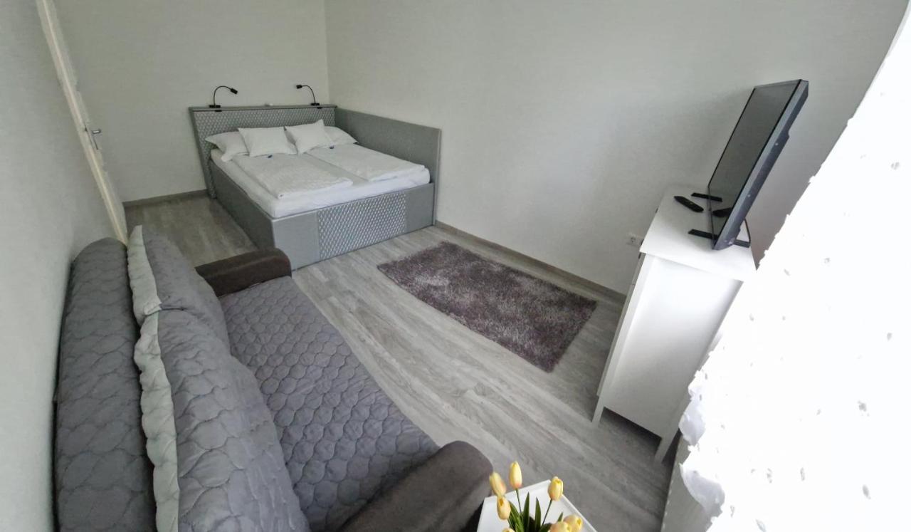 Martina Apartman Bekescsaba Exterior foto