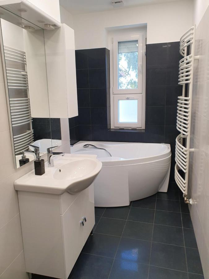 Martina Apartman Bekescsaba Exterior foto